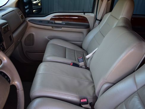 Used 2004 Ford F350 Lariat image 35