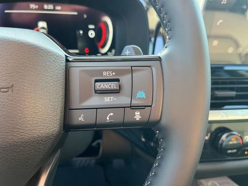 New 2026 Nissan Pathfinder SL w/ SL Premium Package FWD image 19