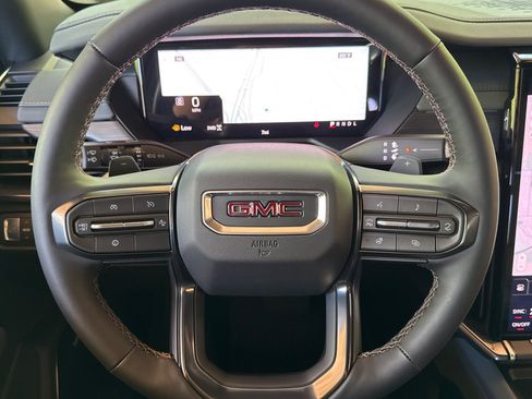 New 2026 GMC Acadia AT4 w/ LPO, Floor Liner Package AWD/4WD image 26