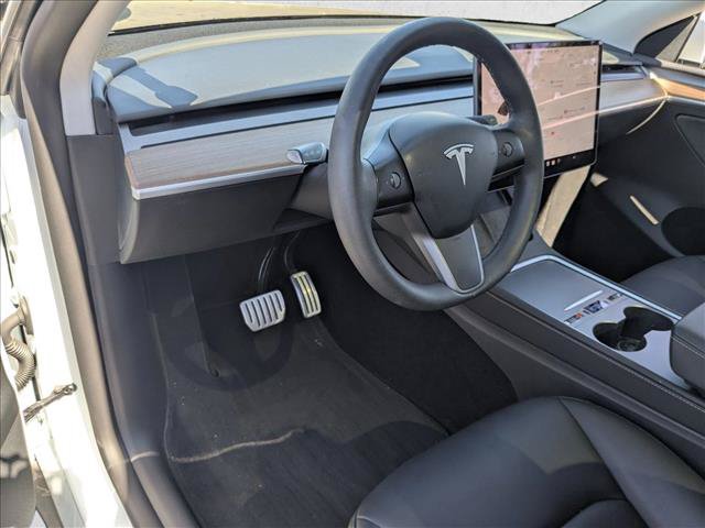 Used 2025 Tesla Model Y Performance AWD/4WD image 9