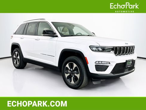 Used 2023 Jeep Grand Cherokee 4WD 4xe image 1