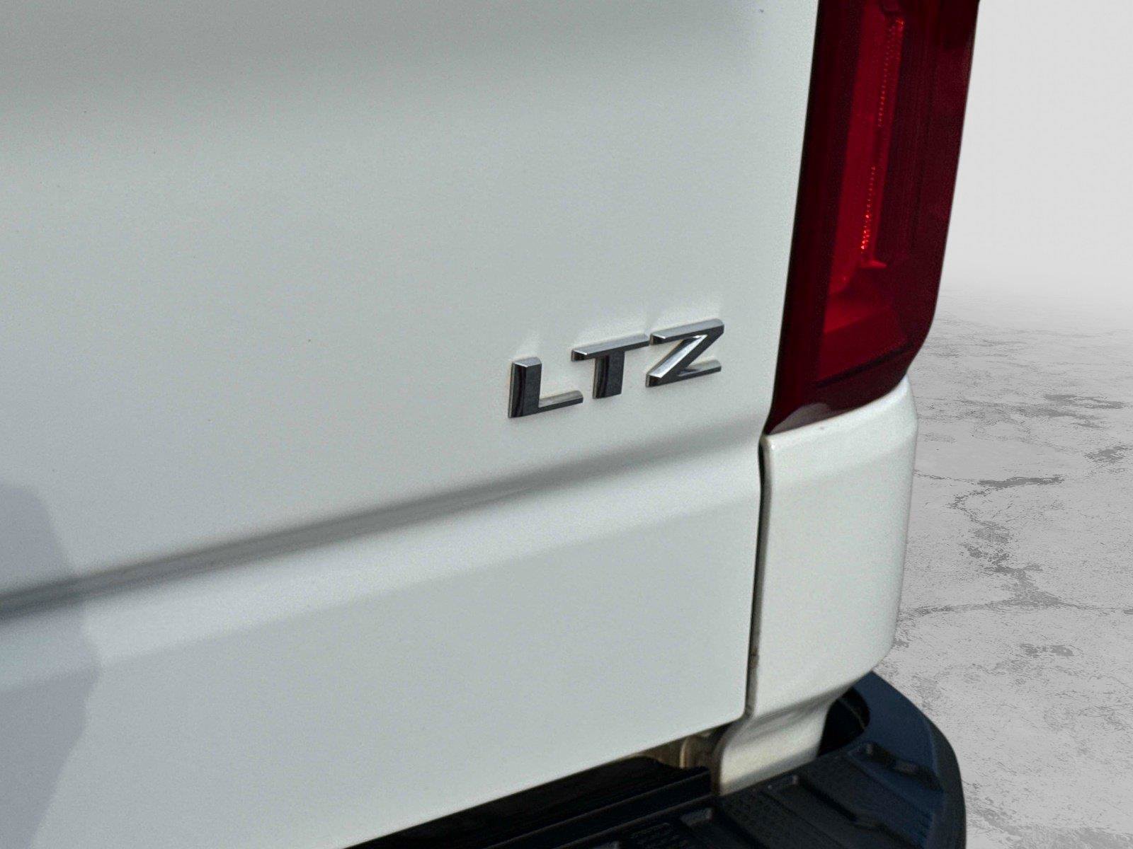 Used 2023 Chevrolet Silverado 1500 LTZ AWD/4WD image 14