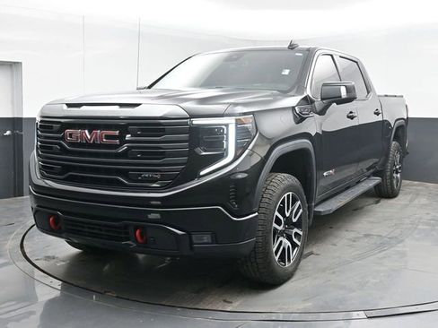 Used 2022 GMC Sierra 1500 AT4 w/ AT4 Preferred Package AWD/4WD image 10