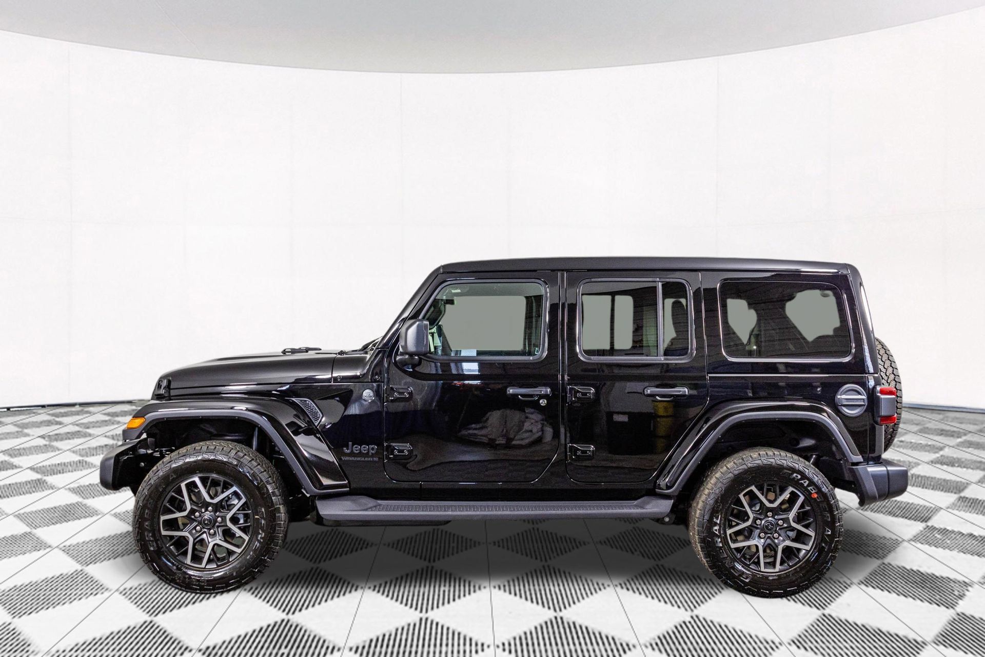New 2027 Jeep Wrangler Unlimited Sahara AWD/4WD image 20