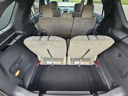Used 2014 Ford Explorer XLT FWD image 26
