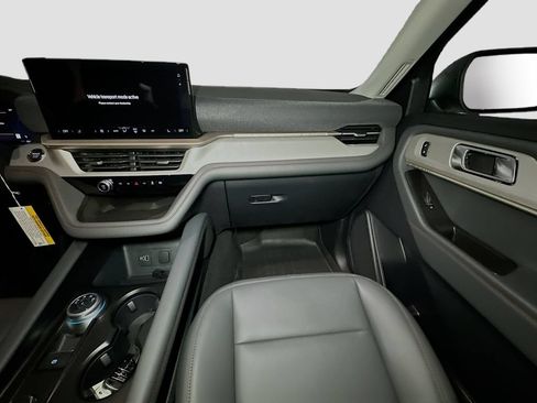New 2026 Ford Explorer Active w/ Active Comfort Package AWD/4WD image 27