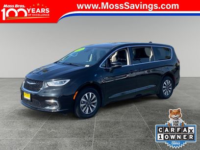 Used 2024 Chrysler Pacifica Limited