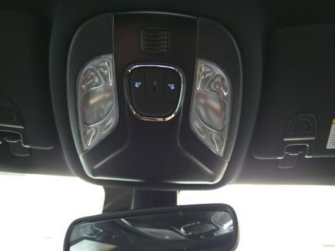 New 2026 Jeep Compass Latitude AWD/4WD image 15