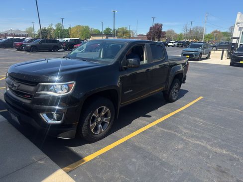 Used 2020 Chevrolet Colorado Z71 AWD/4WD image 1
