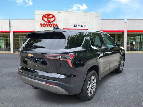 Used 2025 Chevrolet Equinox LT image 3