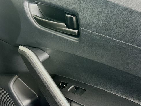 Used 2024 Toyota Corolla Cross AWD Hybrid image 29