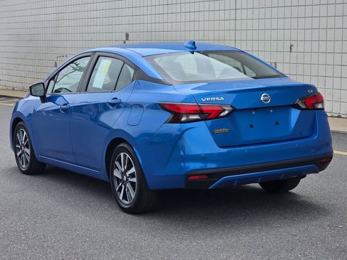 Used 2021 Nissan Versa SV FWD image 5