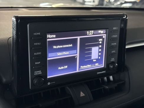 Used 2022 Toyota RAV4 XLE w/ Convenience Package image 18