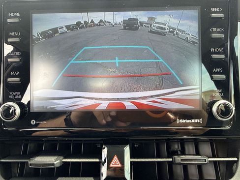 Used 2022 Toyota Corolla LE FWD image 19