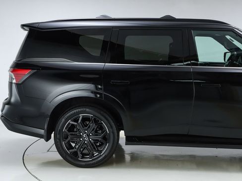New 2026 INFINITI QX80 4WD w/ Sport Exterior Package image 11