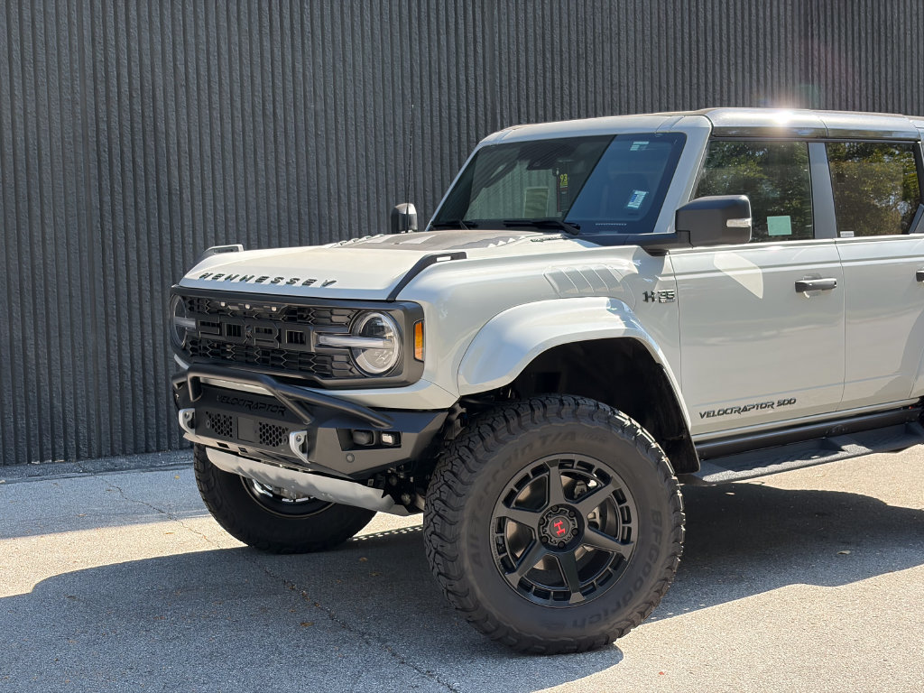 New 2026 Ford Bronco Raptor w/ Interior Carbon Fiber Pack AWD/4WD image 2