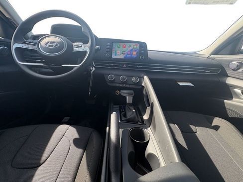 New 2026 Hyundai Elantra SE FWD image 10