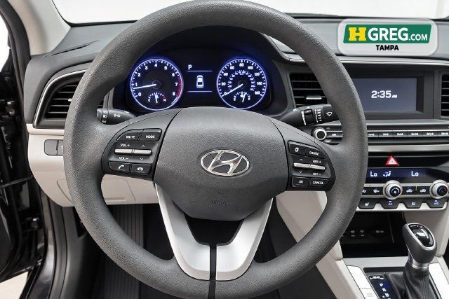 Used 2020 Hyundai Elantra SE FWD image 13
