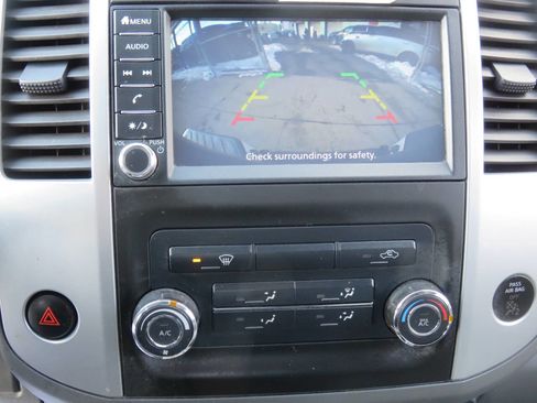 Used 2020 Nissan Frontier S image 18