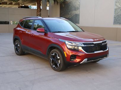 Used 2025 Kia Seltos S
