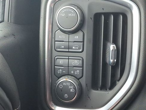 Used 2022 Chevrolet Silverado 1500 RST w/ LPO, Blackout Package AWD/4WD image 20