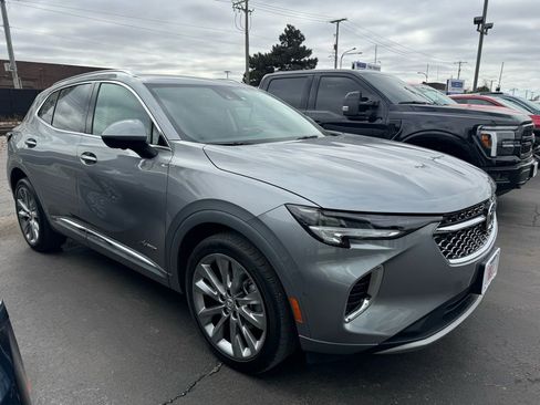 Used 2023 Buick Envision Avenir image 1