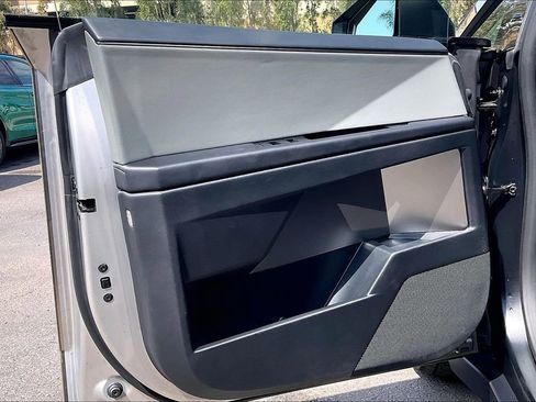 Used 2025 Tesla Cybertruck AWD Crew Cab image 25