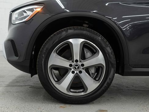 Used 2023 Mercedes-Benz GLC 300 4MATIC Coupe image 33