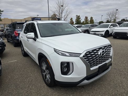 Used 2022 Hyundai Palisade SEL w/ Premium Package AWD/4WD image 18