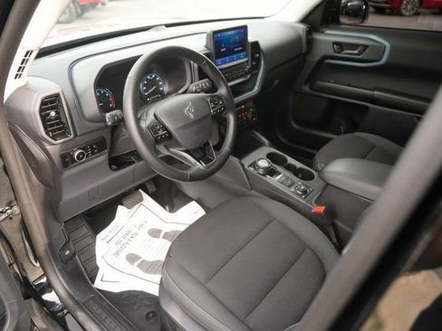 Used 2024 Ford Bronco Sport Badlands image 8