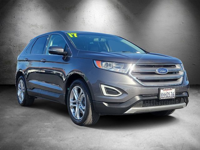 Used 2017 Ford Edge Titanium AWD/4WD image 2