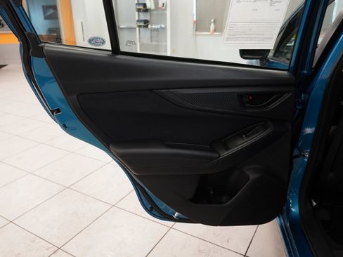 Used 2017 Subaru Impreza 2.0i Premium w/ BSD & Rcta/SRF/Eyesight image 22