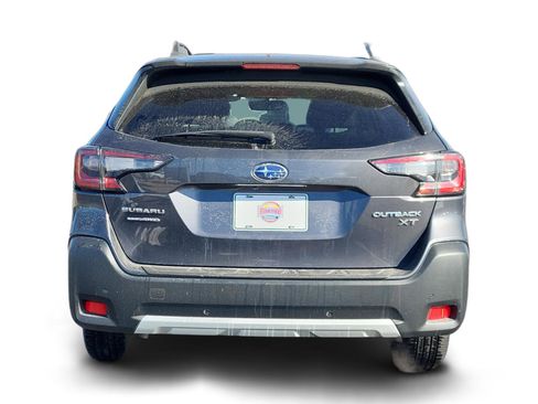 Used 2023 Subaru Outback Limited XT image 4