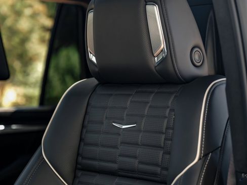 Used 2026 Cadillac Escalade V w/ LPO, ONYX Package image 37