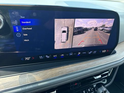 Certified 2026 Chevrolet Tahoe High Country AWD/4WD image 24