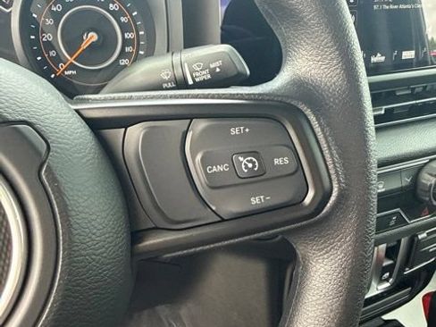 Used 2025 Jeep Wrangler Sport AWD/4WD image 22