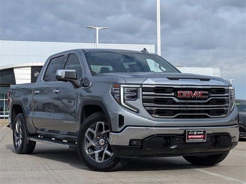 Certified 2023 GMC Sierra 1500 SLT image 2