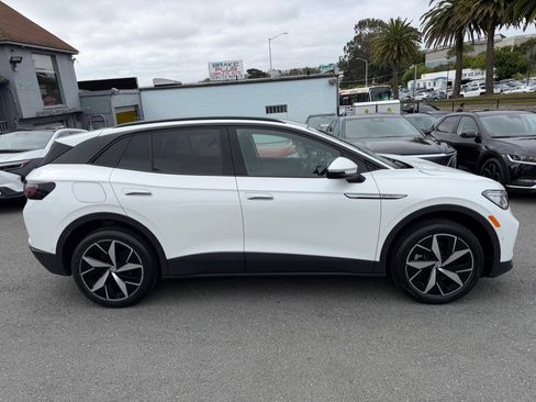 Used 2023 Volkswagen ID.4 Pro S AWD/4WD image 4