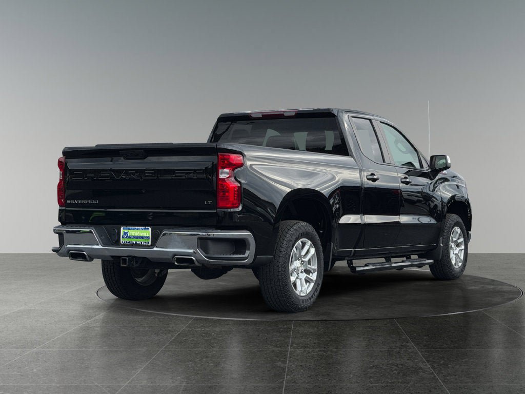 Used 2024 Chevrolet Silverado 1500 LT w/ Z71 Off-Road Package AWD/4WD image 10