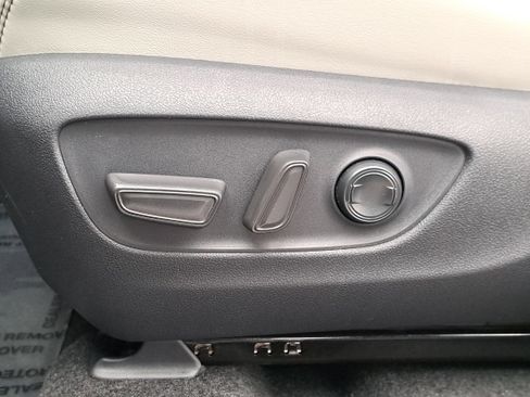 New 2025 Toyota RAV4 XLE Premium image 13