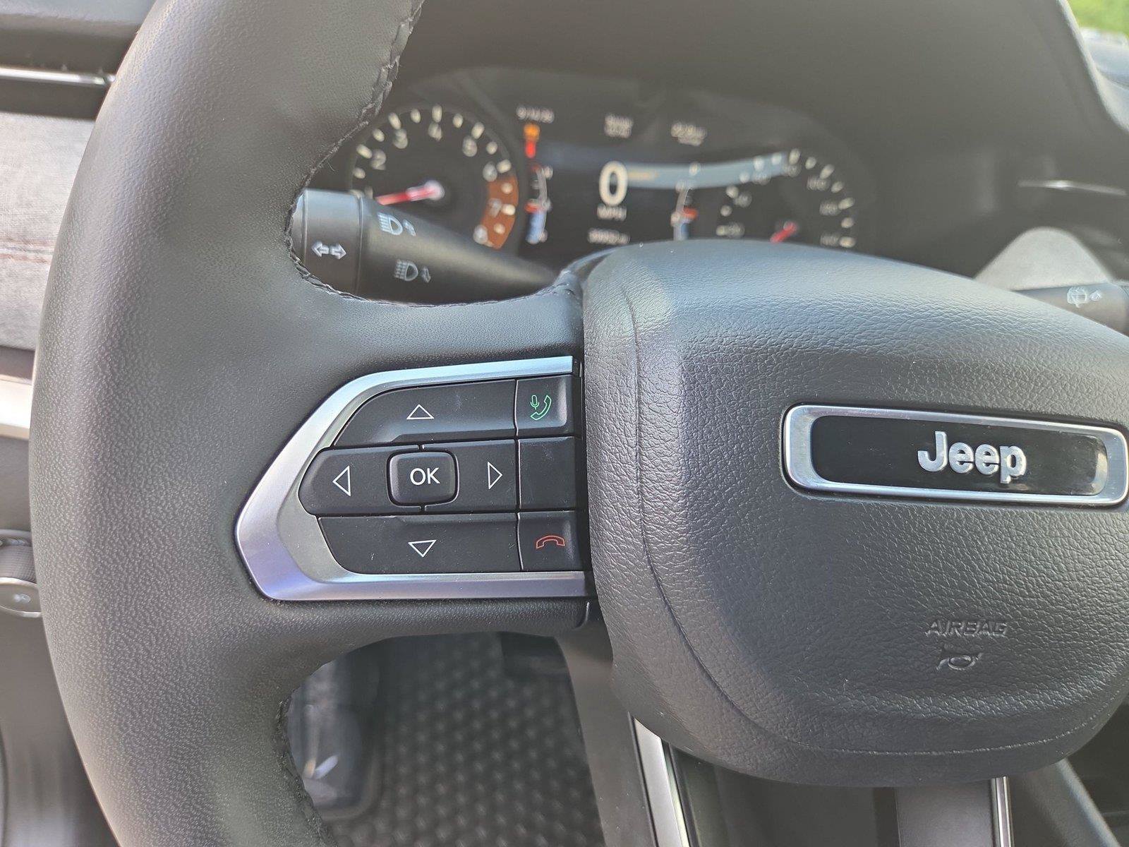 Used 2023 Jeep Compass Latitude AWD/4WD image 13