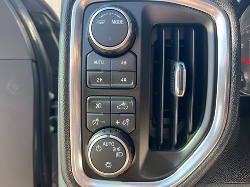 Used 2020 Chevrolet Silverado 1500 RST AWD/4WD image 21