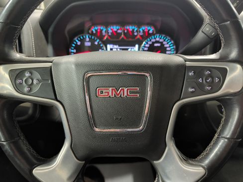 Used 2018 GMC Sierra 1500 SLE w/ SLE Value Package AWD/4WD image 10
