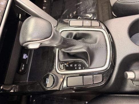 Certified 2023 Kia Seltos S w/ Navigation Package FWD image 22