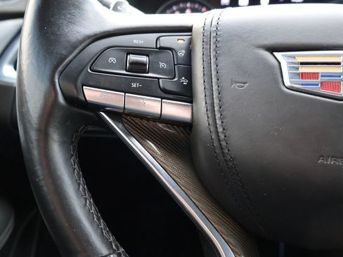 Used 2023 Cadillac XT6 Sport w/ Platinum Package image 44