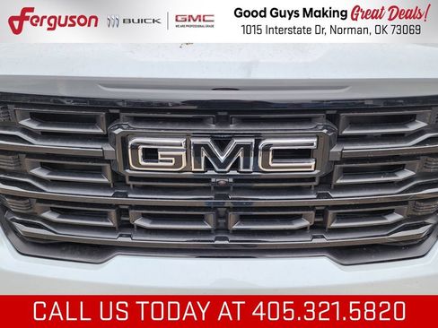 New 2026 GMC Acadia Elevation w/ Black Edition FWD image 10