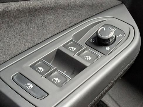 Used 2024 Volkswagen GTI S image 24