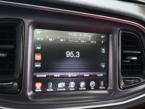 Used 2015 Dodge Challenger R/T Plus image 24