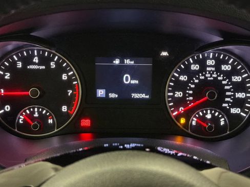 Used 2019 Kia Optima S image 23