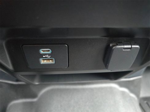 Used 2022 Ford F350 XLT w/ XLT Value Package image 28